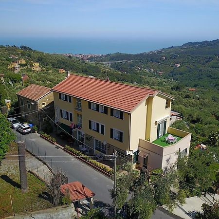 Residence Elvira Diano Marina Exteriér fotografie